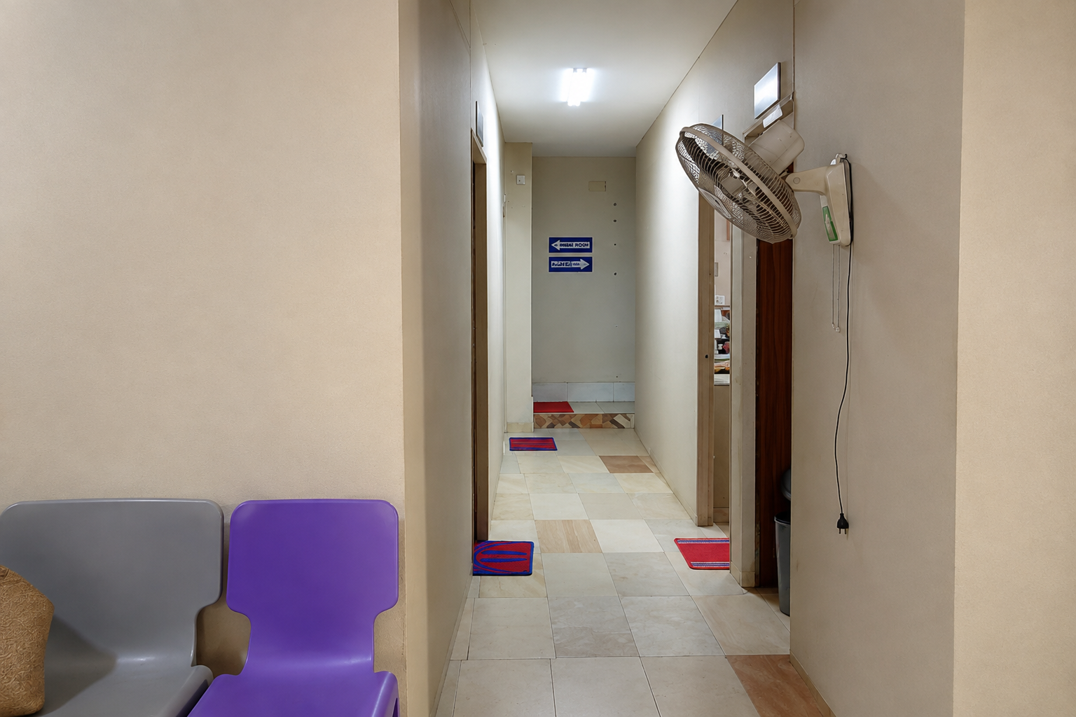 Dhaka PetLab clinic corridor